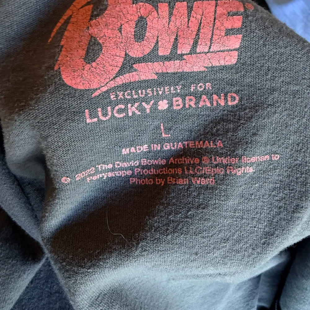 Lucky Brand Gray David Bowie shirt - Picture 5 of 5